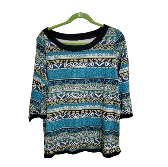 Plus size top - Picture 1 of 2
